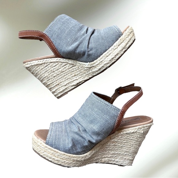 Espadrille wedges with peep toe size 10 - Picture 4 of 8